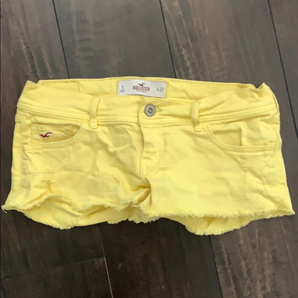 Yellow denim Hollister shorts